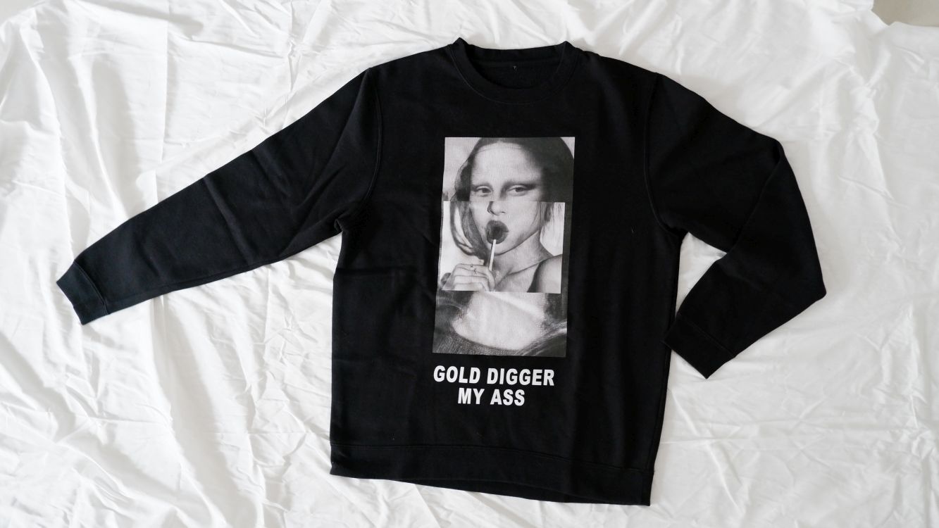 Golddigger Black Sweater4